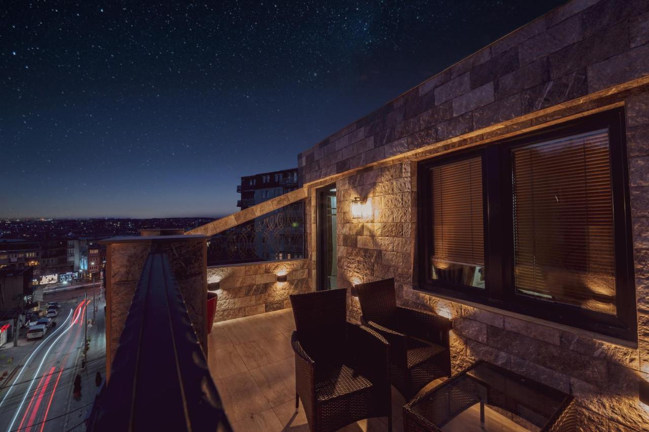Hotel Premium Приштина Экстерьер фото