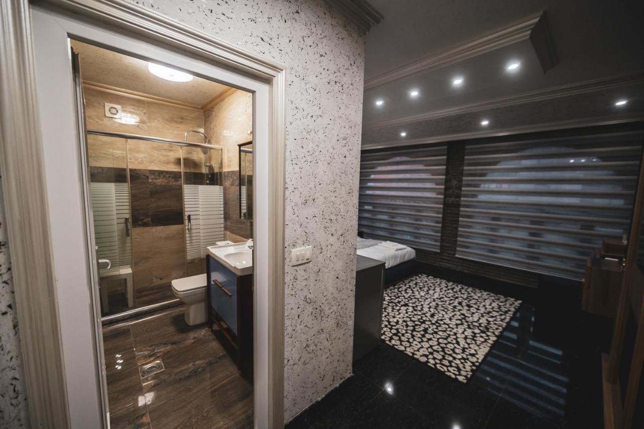Hotel Premium Приштина Экстерьер фото