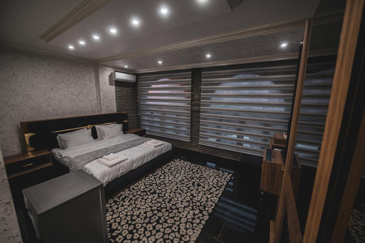 Hotel Premium Приштина Экстерьер фото